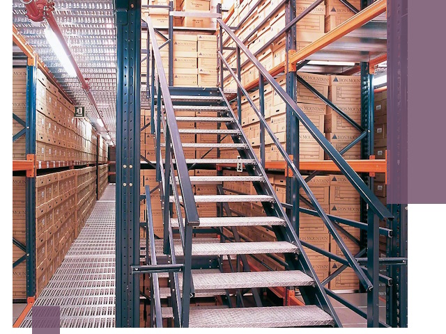 Лестницы складские прочные и безопасные под ключ в Назрани