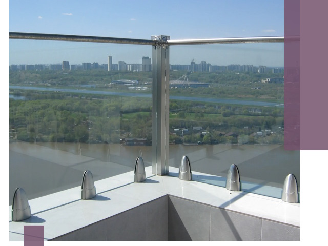 Стеклянные парапеты премиум класса в Назрани для домов и бизнесов